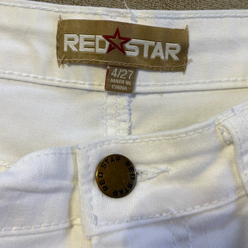 Red Star White Denim Jean Shorts - Picture 4 of 8